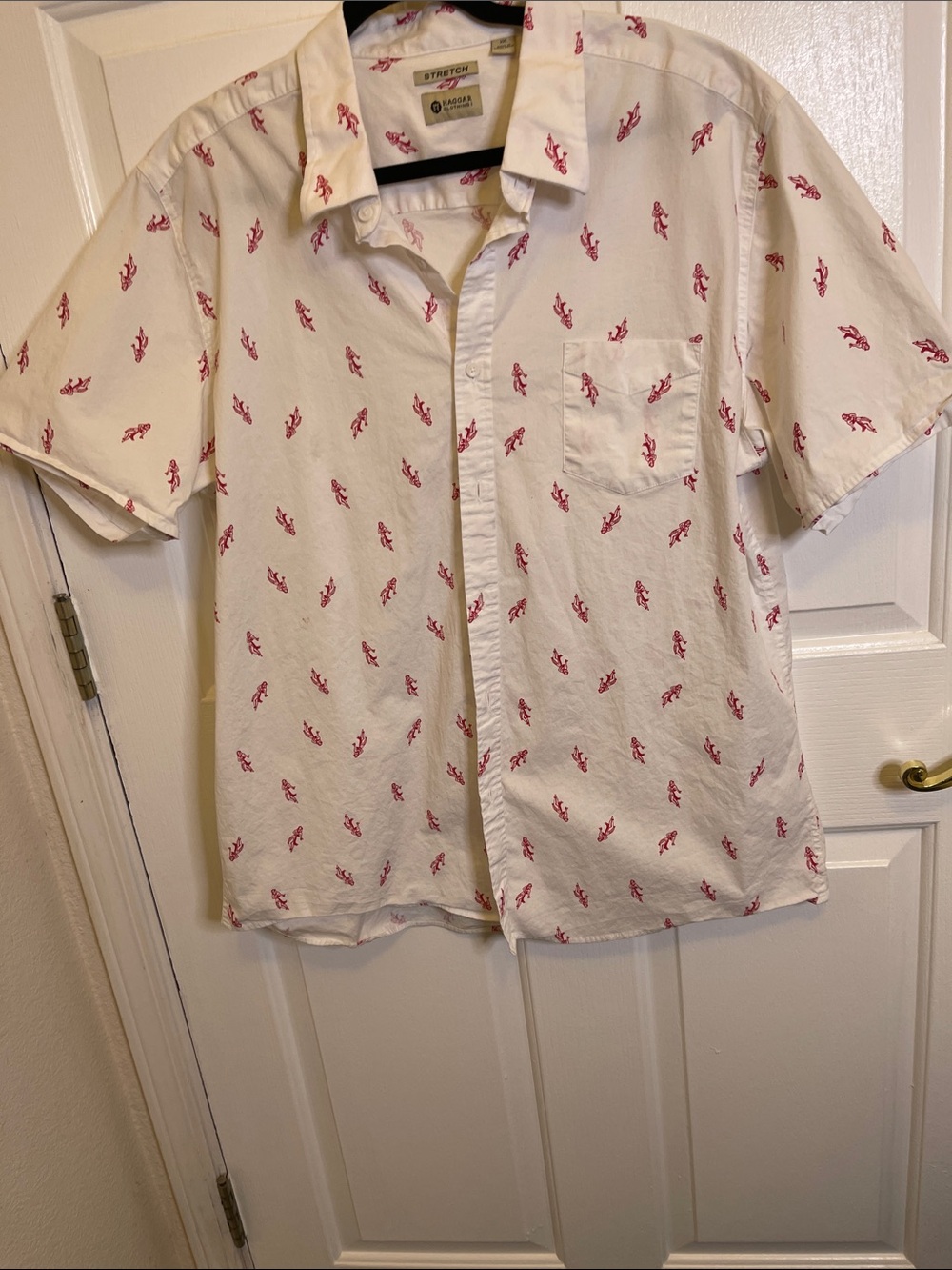 Haggar & Clothing  White Short-Sleeve Button-Down Shirt.